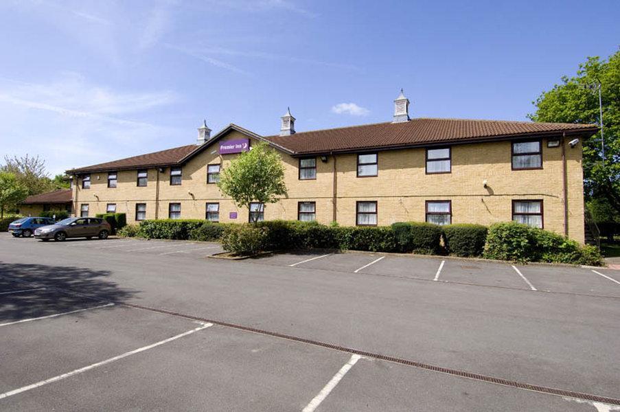 Premier Inn Peterborough - Ferry Meadows Екстер'єр фото