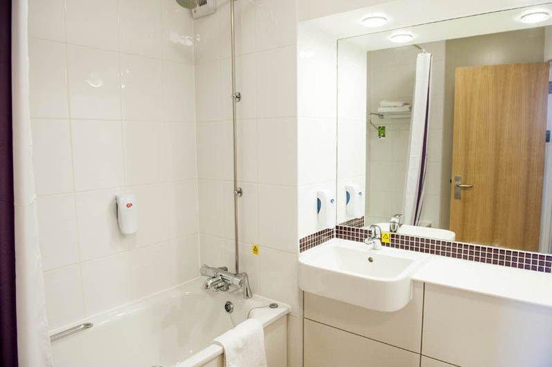 Premier Inn Peterborough - Ferry Meadows Екстер'єр фото